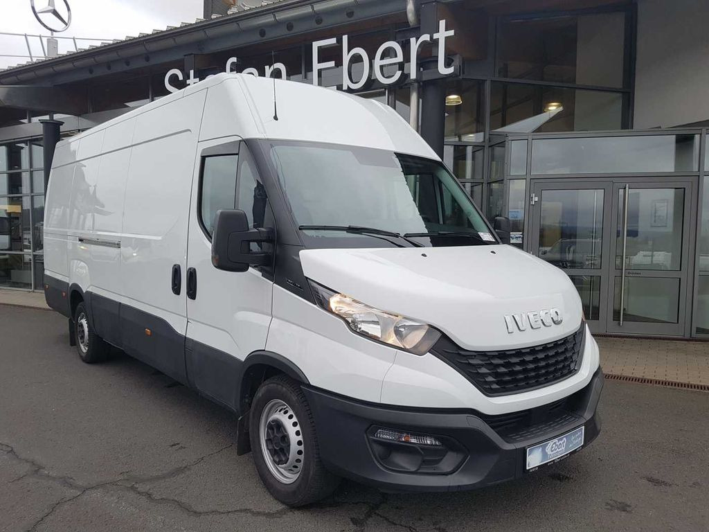 Iveco Daily 35 S 16 V *Klima*L4.100mm* Iveco Daily 35 S 16 V *Klima*L4.100mm* - Kravas mikroautobuss: foto 1 Iveco Daily 35 S 16 V *Klima*L4.100mm* Iveco Daily 35 S 16 V *Klima*L4.100mm* - Kravas mikroautobuss: foto 1