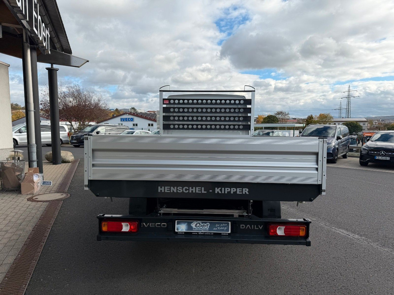 Iveco Daily 35S14 A8 *R3.450mm*Automatik*Klima* 4x - Komercauto pašizgāzējs: foto 5 Iveco Daily 35S14 A8 *R3.450mm*Automatik*Klima* 4x - Komercauto pašizgāzējs: foto 5