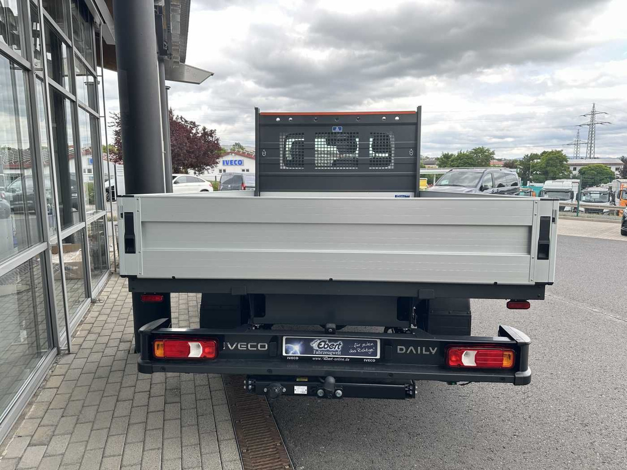 Iveco Daily 35S16 A8 Pritsche *R3.450mm*AHK* - Automašīna ar kravas platformu: foto 5 Iveco Daily 35S16 A8 Pritsche *R3.450mm*AHK* - Automašīna ar kravas platformu: foto 5