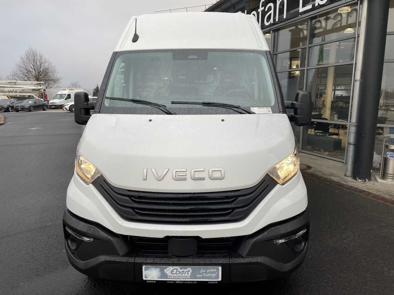 Iveco Daily 35S16V *Klima*R4.100mm* - Kravas mikroautobuss: foto 2 Iveco Daily 35S16V *Klima*R4.100mm* - Kravas mikroautobuss: foto 2