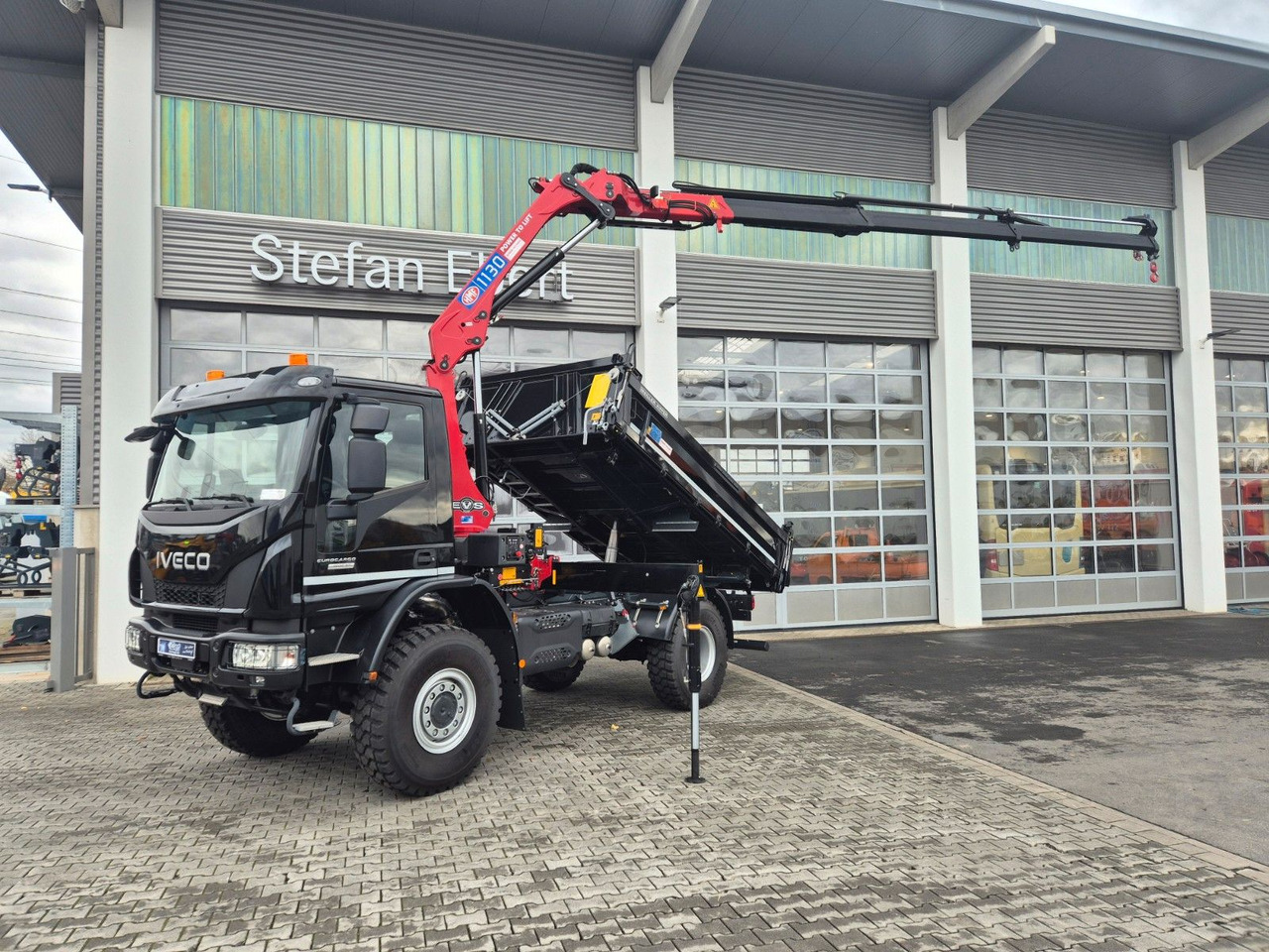 Iveco Eurocargo ML150E32WS 4x4 Kran HMF 1130K Funk AHK - Kravas automašīna pašizgāzējs, Kravas auto ar manipulatoru: foto 1 Iveco Eurocargo ML150E32WS 4x4 Kran HMF 1130K Funk AHK - Kravas automašīna pašizgāzējs, Kravas auto ar manipulatoru: foto 1