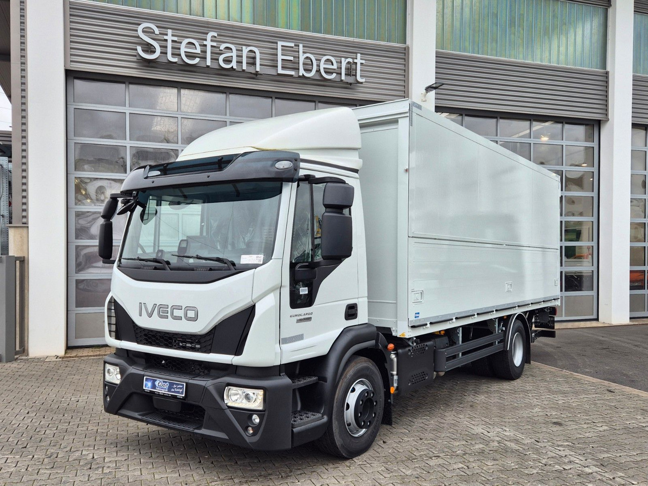 Iveco Eurocargo ML160E28/FP Böse Schwenkwand LBW 2xAHK - Kravas automašīna dzērienu pārvadāšanai: foto 3 Iveco Eurocargo ML160E28/FP Böse Schwenkwand LBW 2xAHK - Kravas automašīna dzērienu pārvadāšanai: foto 3