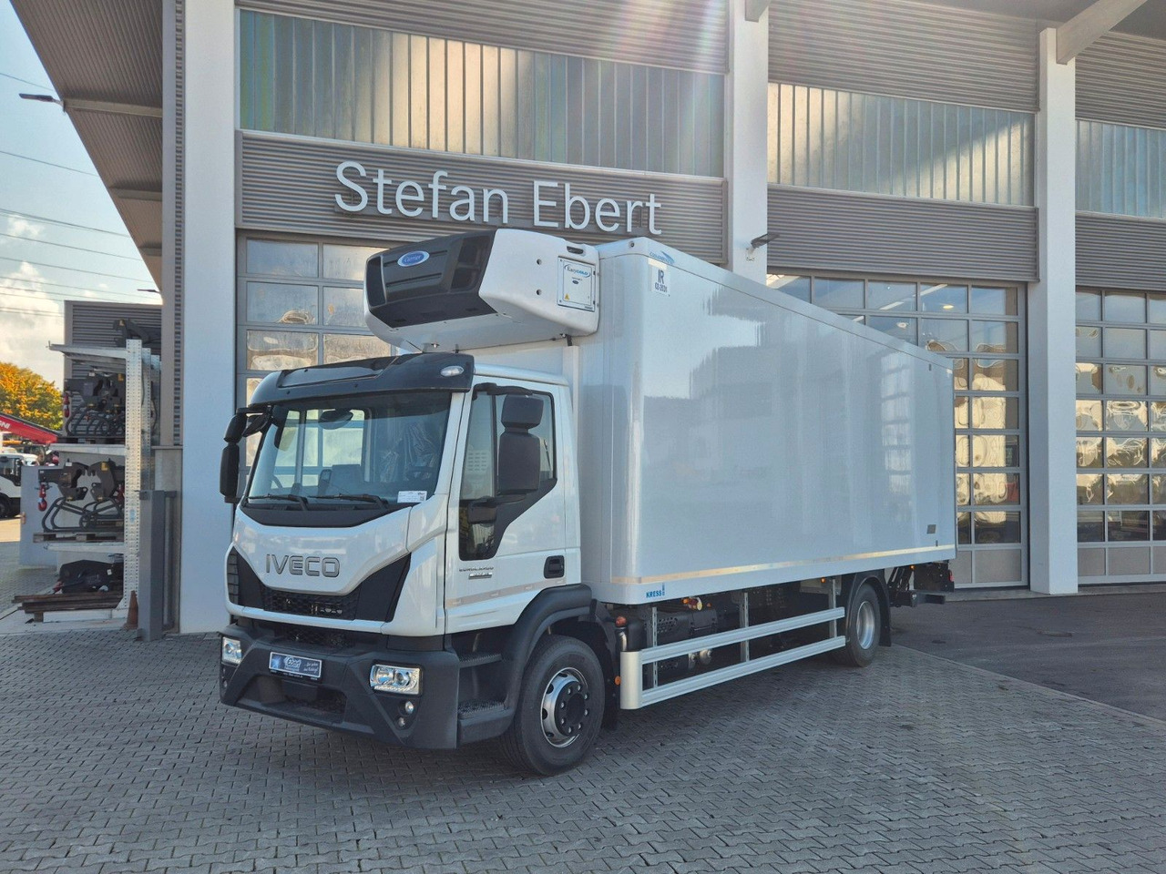 Iveco Eurocargo ML160E28/P Carrier Supra 1250 LBW Tür - Kravas automašīna refrižerators: foto 1 Iveco Eurocargo ML160E28/P Carrier Supra 1250 LBW Tür - Kravas automašīna refrižerators: foto 1