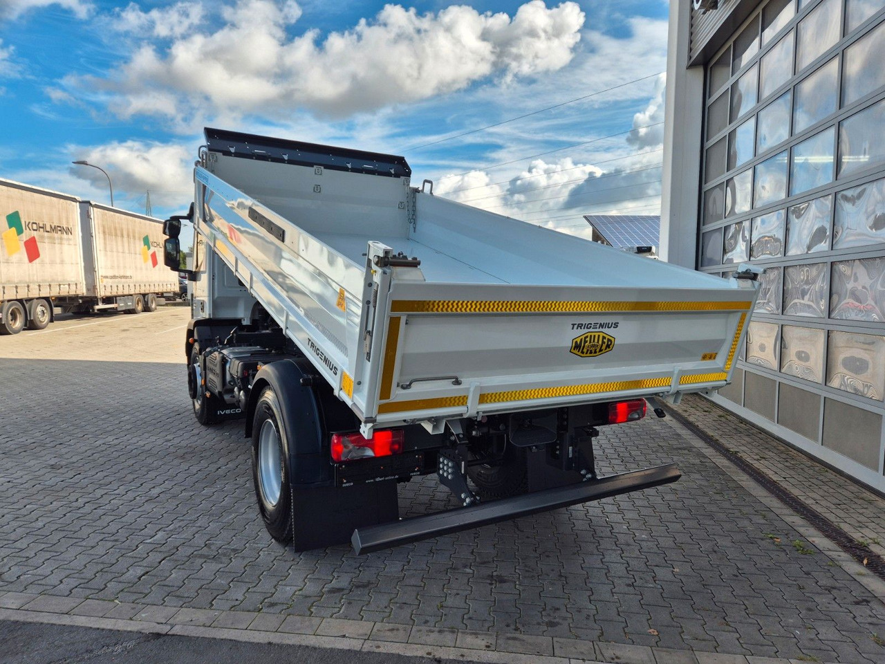 Iveco Eurocargo ML180E32K 4x2 Meiller AHK - Kravas automašīna pašizgāzējs: foto 5 Iveco Eurocargo ML180E32K 4x2 Meiller AHK - Kravas automašīna pašizgāzējs: foto 5
