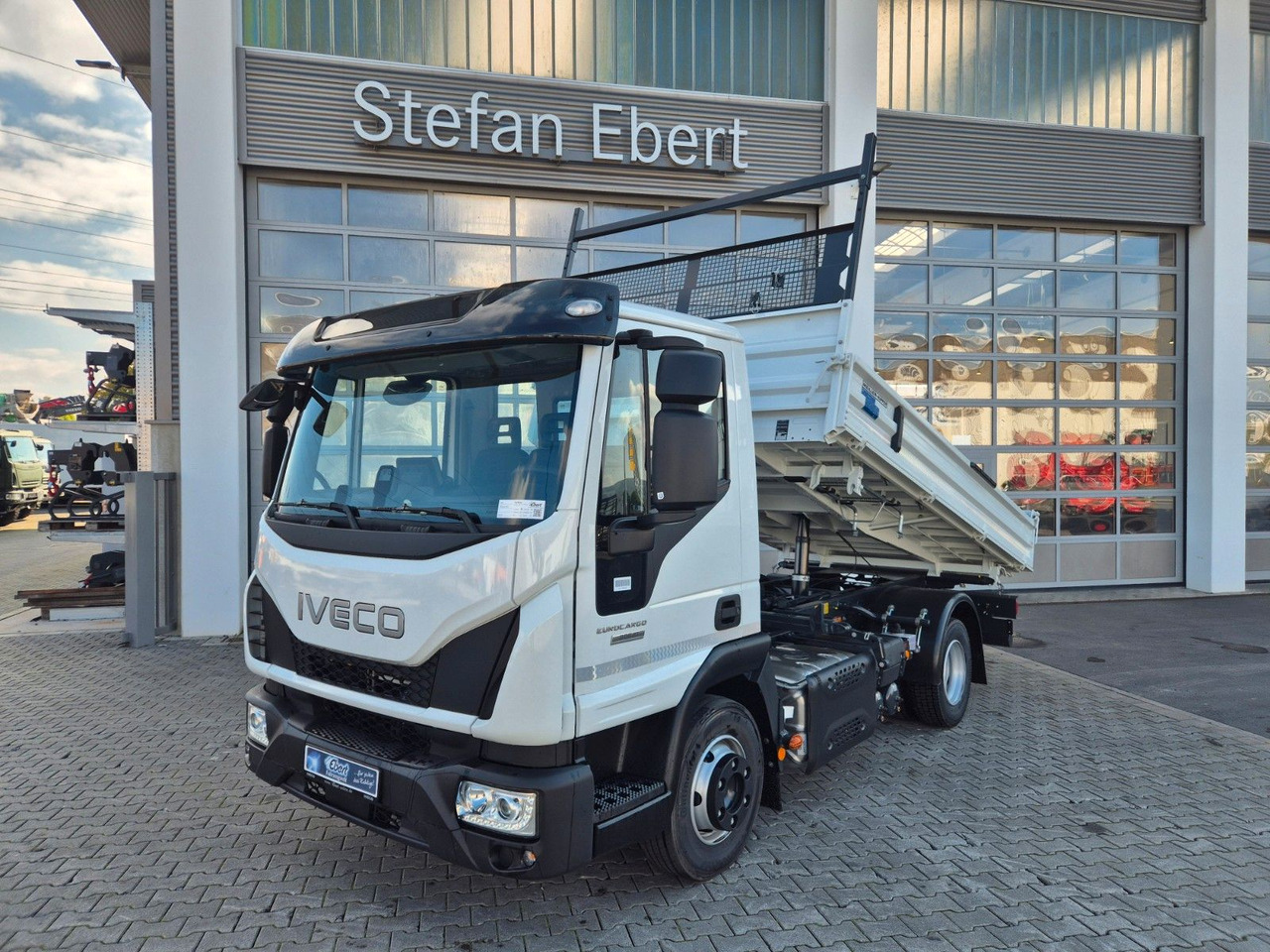 Iveco Eurocargo ML80E21 Meiller 2x AHK 3 Sitze Klima - Komercauto pašizgāzējs: foto 1 Iveco Eurocargo ML80E21 Meiller 2x AHK 3 Sitze Klima - Komercauto pašizgāzējs: foto 1