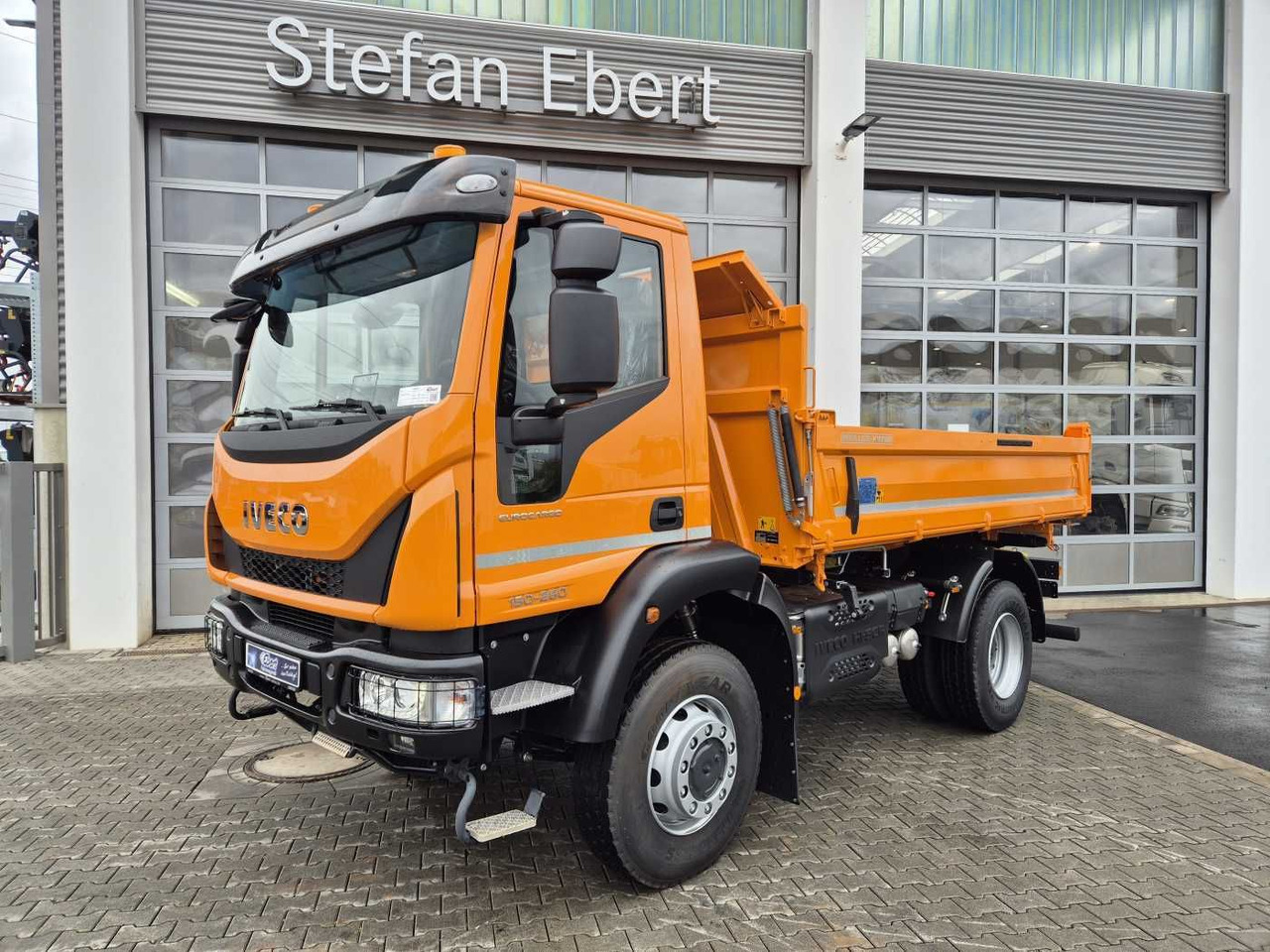 Iveco ML150E28W 4x4 Meiller Dreiseitenkipper 2xAHK - Kravas automašīna pašizgāzējs: foto 2 Iveco ML150E28W 4x4 Meiller Dreiseitenkipper 2xAHK - Kravas automašīna pašizgāzējs: foto 2