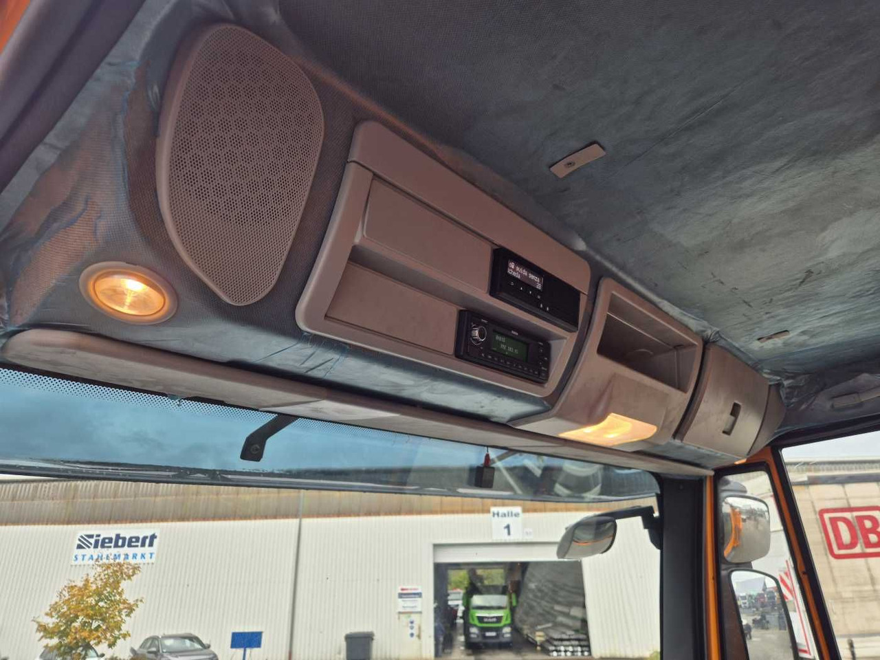 Kravas automašīna pašizgāzējs Iveco ML150E28W 4x4 Meiller Dreiseitenkipper 2xAHK: foto 12 Kravas automašīna pašizgāzējs Iveco ML150E28W 4x4 Meiller Dreiseitenkipper 2xAHK: foto 12