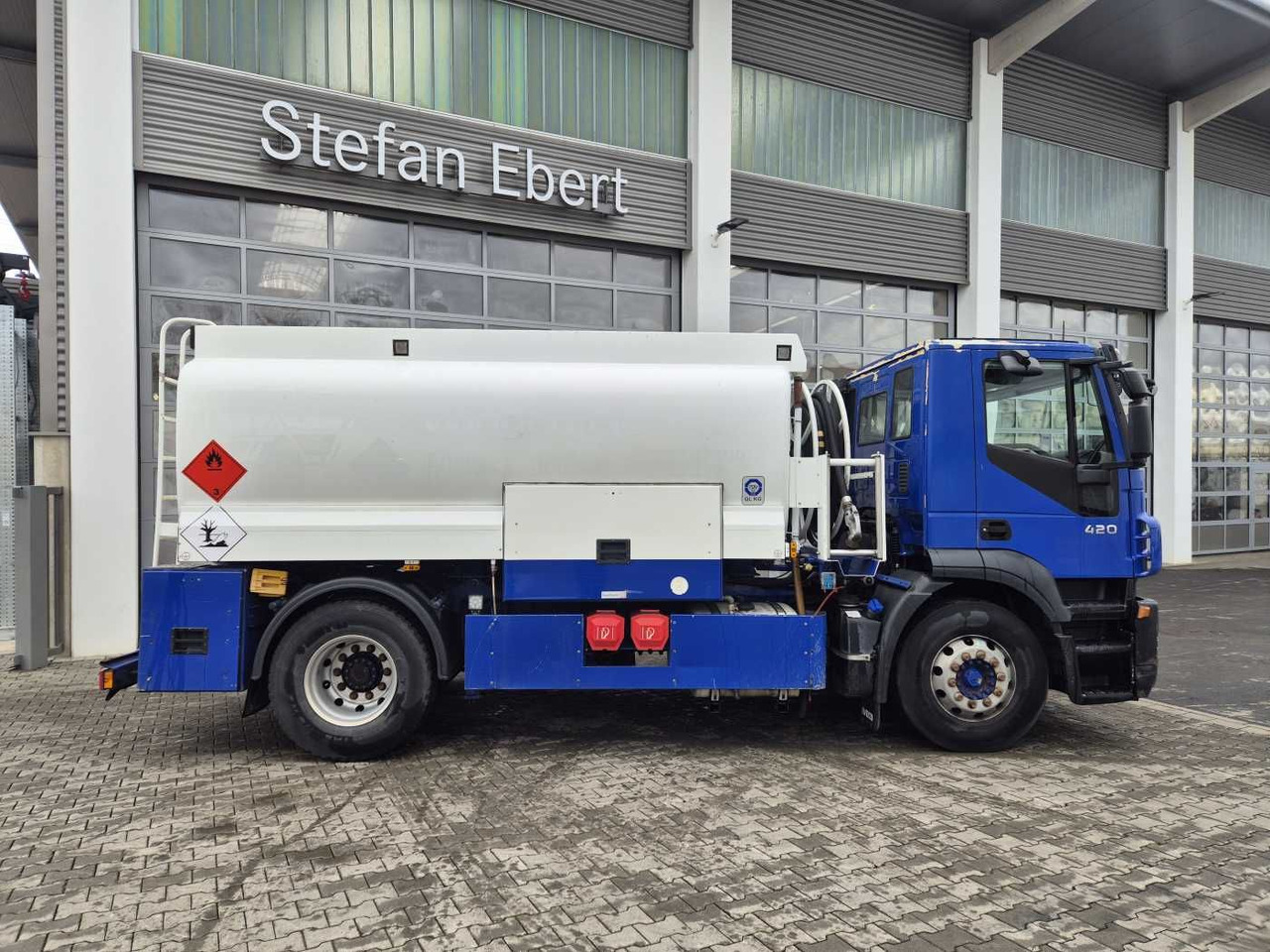 Iveco Stralis AD190S42/P 14.000L Lindner&Fischer - Autocisterna: foto 4 Iveco Stralis AD190S42/P 14.000L Lindner&Fischer - Autocisterna: foto 4