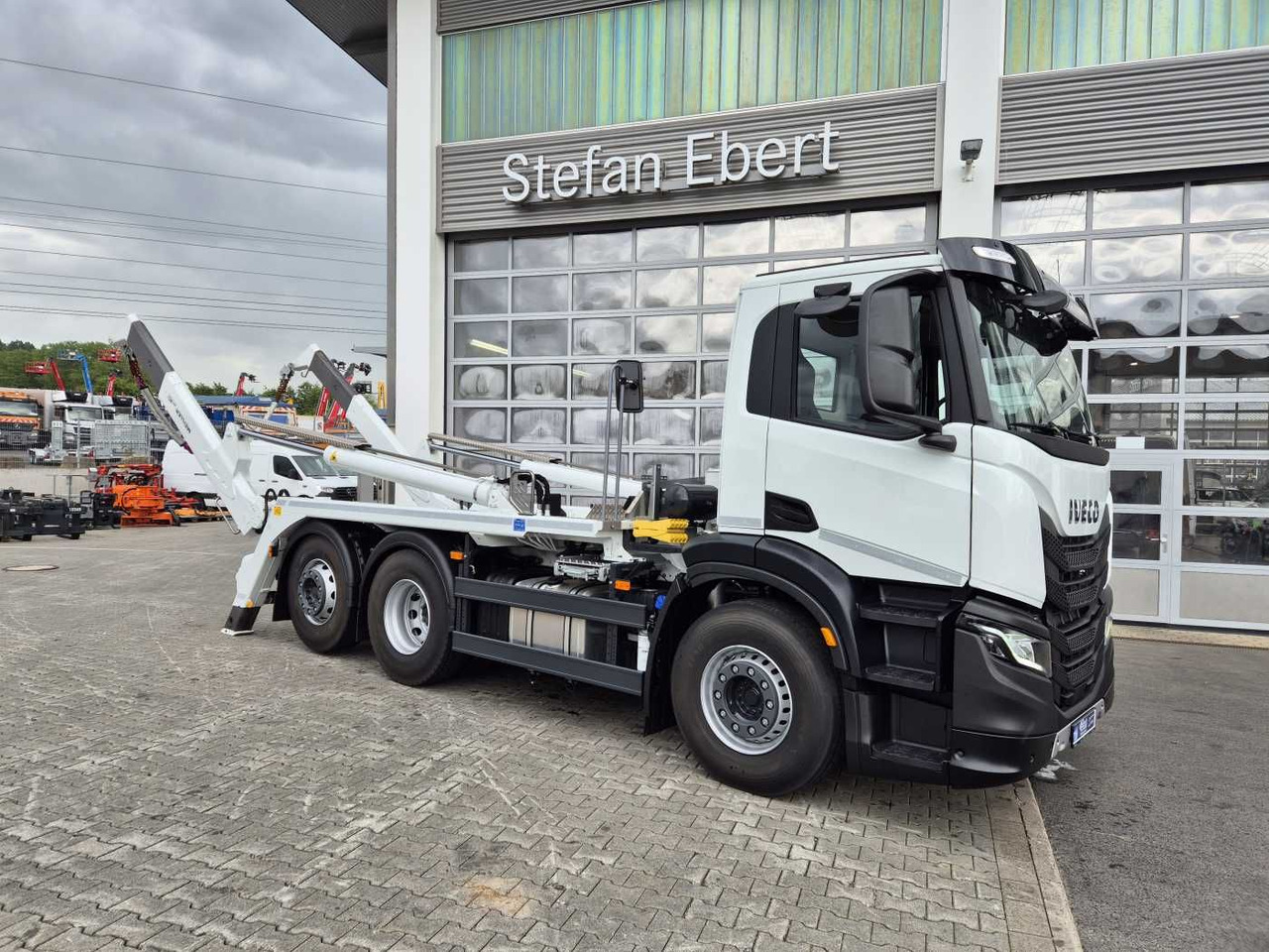 Iveco X-Way AD280X42Y/PS 6x2 Meiller 16. T Funk Lift - Kravas automašīna pašizgāzējs: foto 1 Iveco X-Way AD280X42Y/PS 6x2 Meiller 16. T Funk Lift - Kravas automašīna pašizgāzējs: foto 1