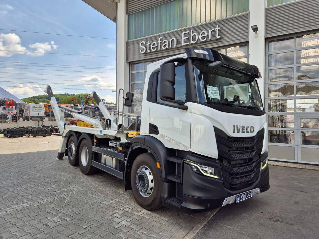 Iveco X-Way AD280X42Y/PS Meiller AK 16.T Funk Intarder - Kravas automašīna pašizgāzējs: foto 1 Iveco X-Way AD280X42Y/PS Meiller AK 16.T Funk Intarder - Kravas automašīna pašizgāzējs: foto 1