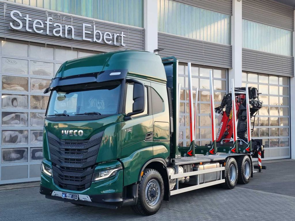 Iveco X-Way AS300X57 Z/P HR ON+ 6x4 (6x6 Hi Traction) - Kokvedējs, Kravas auto ar manipulatoru: foto 3 Iveco X-Way AS300X57 Z/P HR ON+ 6x4 (6x6 Hi Traction) - Kokvedējs, Kravas auto ar manipulatoru: foto 3