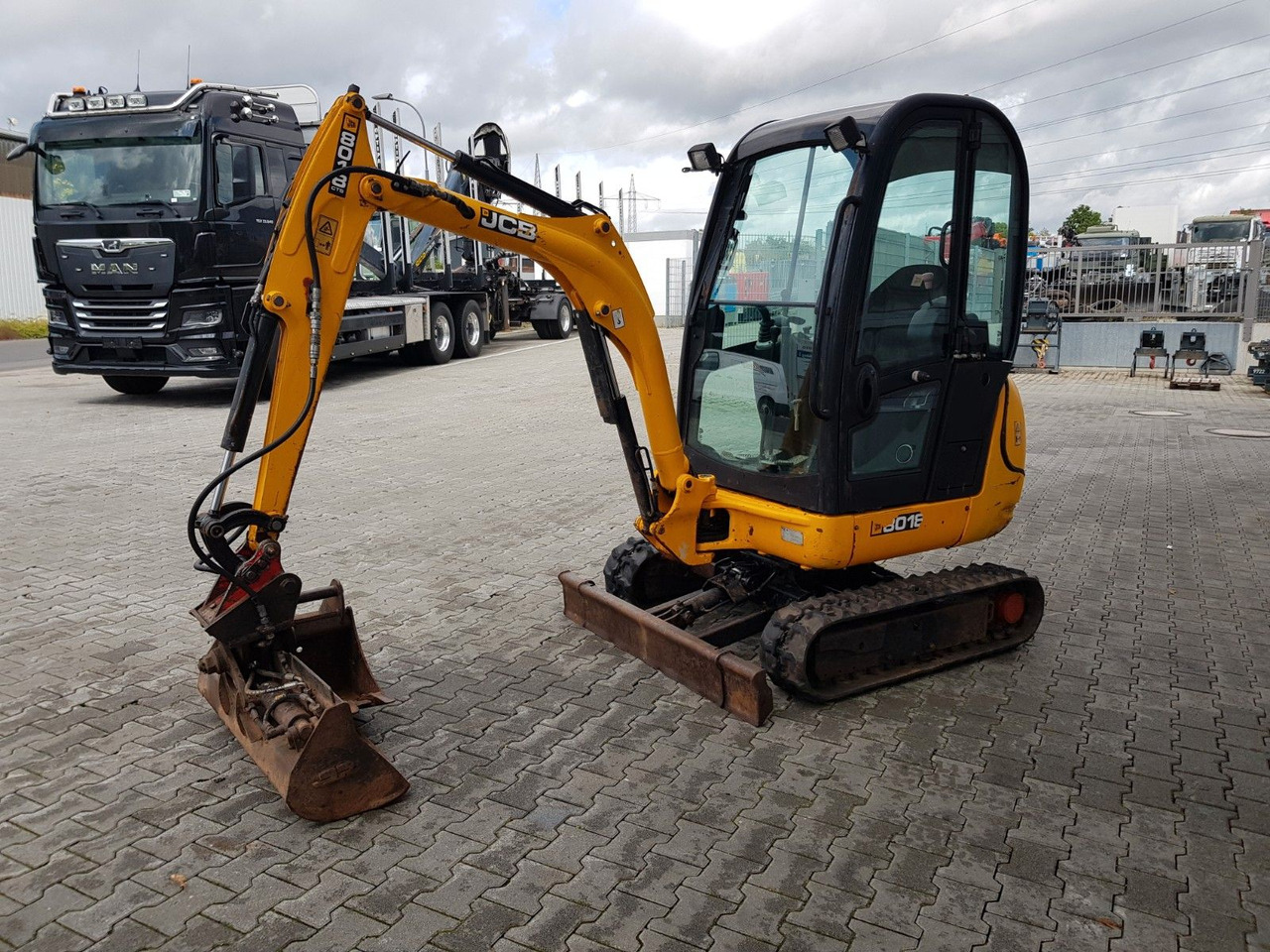 Mini-ekskavators JCB 8018 / 3.420h / hydrl. Grabenräumer / Tieflöffel: foto 7