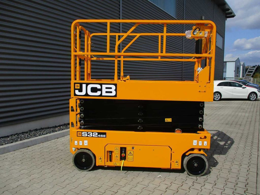 JCB S3246E Scherenbühne // 12m Arbeitshöhe - Šķērveida pacēlājs: foto 2 JCB S3246E Scherenbühne // 12m Arbeitshöhe - Šķērveida pacēlājs: foto 2