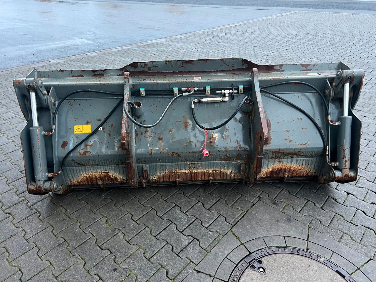 Klappschaufel / Zettelmeyer / Volvo CAT JCB - Iekrāvēja kauss: foto 5 Klappschaufel / Zettelmeyer / Volvo CAT JCB - Iekrāvēja kauss: foto 5