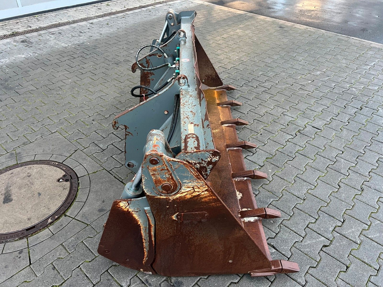 Klappschaufel / Zettelmeyer / Volvo CAT JCB - Iekrāvēja kauss: foto 3 Klappschaufel / Zettelmeyer / Volvo CAT JCB - Iekrāvēja kauss: foto 3