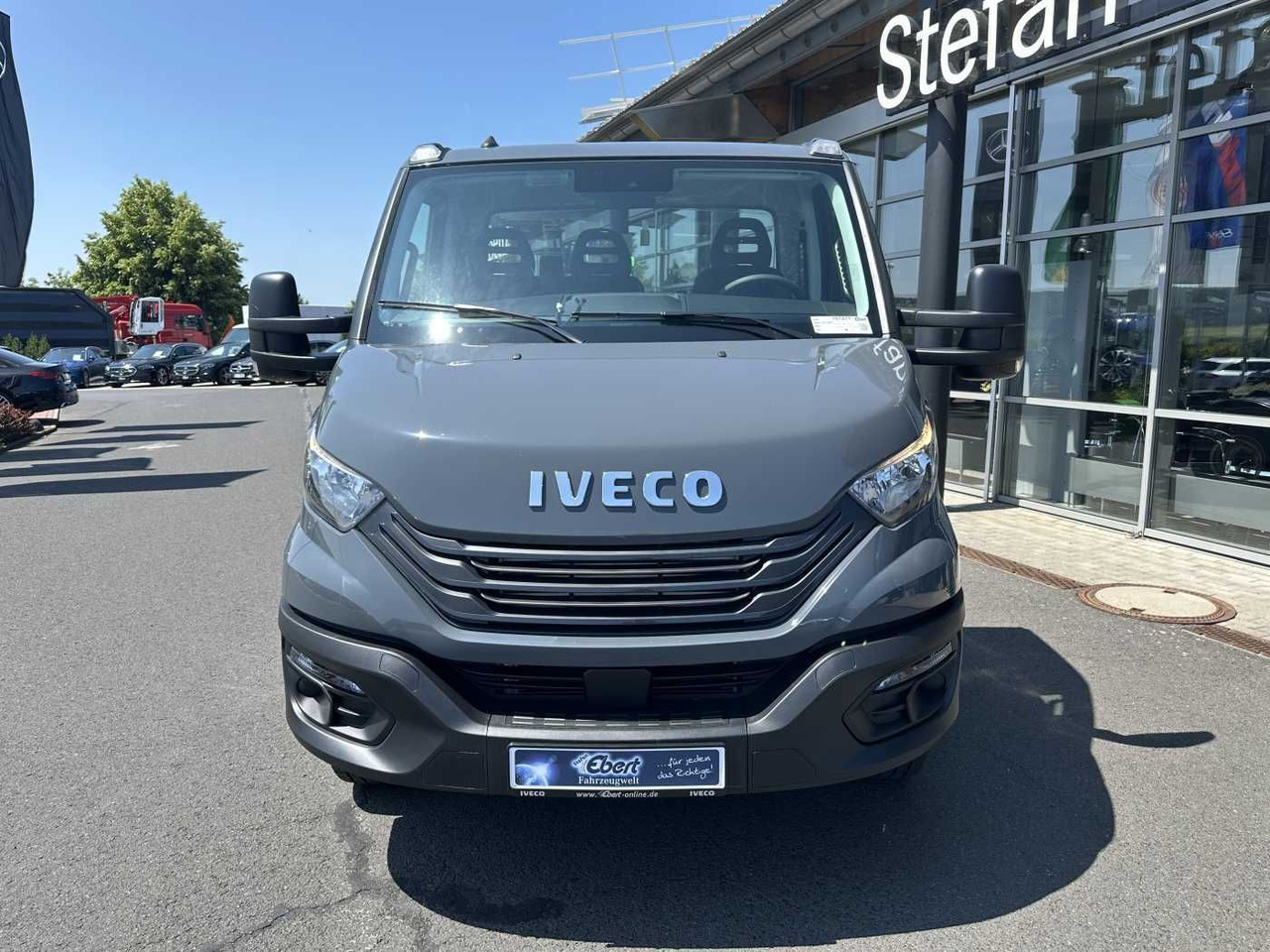 Iveco Daily 70C18 H 3.0L *R3.750mm*AHK*Luft*Sperre* - Komercauto: foto 2 Iveco Daily 70C18 H 3.0L *R3.750mm*AHK*Luft*Sperre* - Komercauto: foto 2
