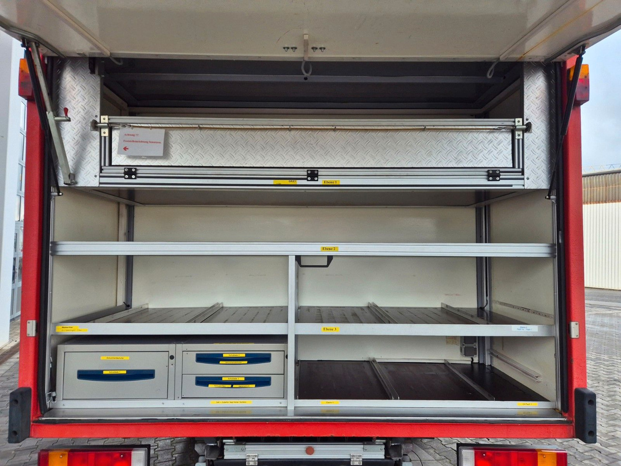 Kravas automašīna MAN LE 9.150 Feuerwehr Schmitz GW-6 Gerätewagen: foto 20