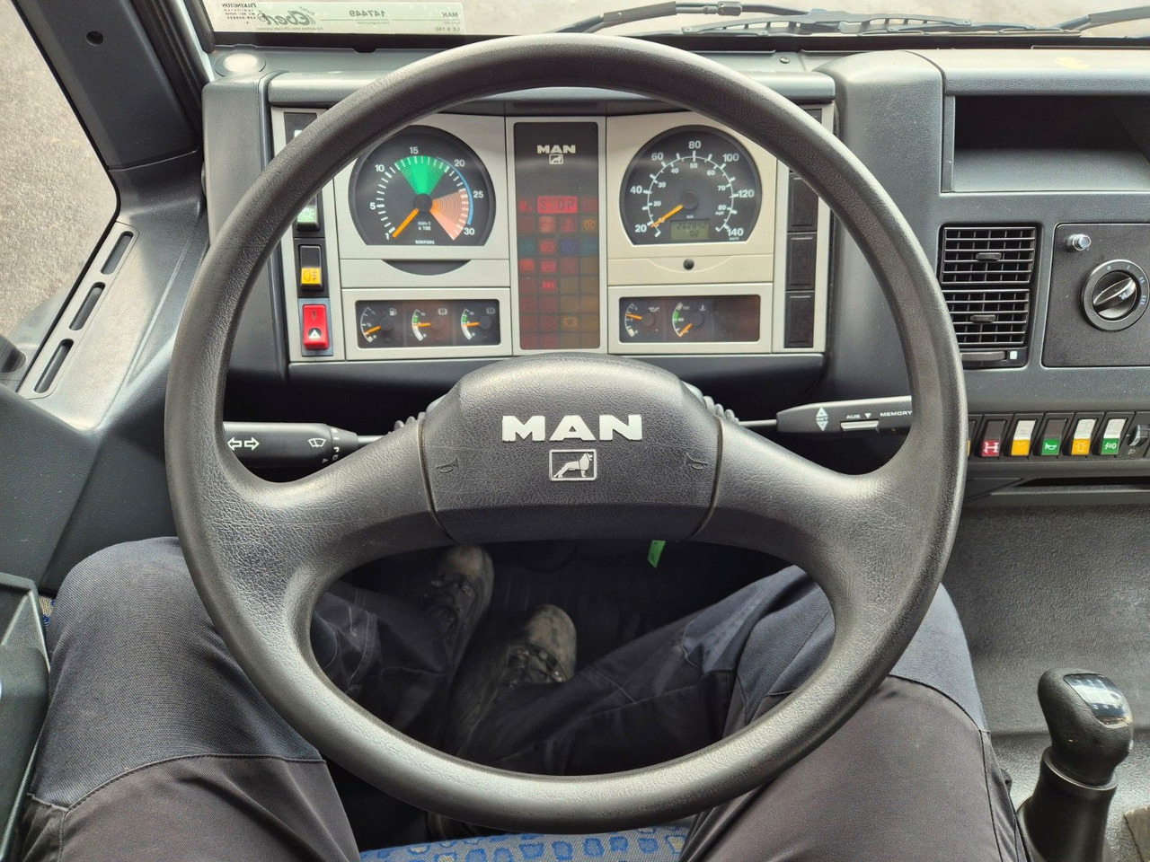 Kravas automašīna MAN LE 9.150 Feuerwehr Schmitz GW-6 Gerätewagen: foto 28