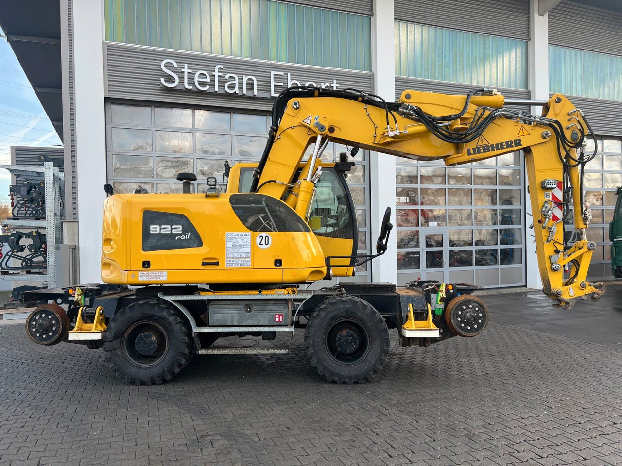 Liebherr A922 Rail Litronic / 8.277h / Bahnzulassung 2030 - Riteņu ekskavators: foto 3 Liebherr A922 Rail Litronic / 8.277h / Bahnzulassung 2030 - Riteņu ekskavators: foto 3