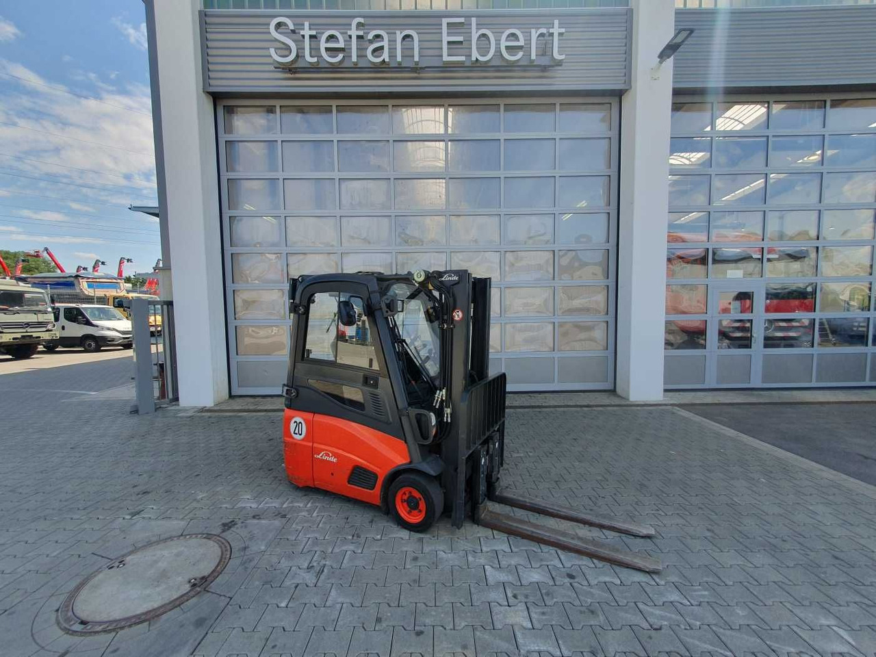 Linde E14 - 01 / Triplex: 4.00m! / SS / nur 3.405h! - Elektroiekrāvējs: foto 1 Linde E14 - 01 / Triplex: 4.00m! / SS / nur 3.405h! - Elektroiekrāvējs: foto 1