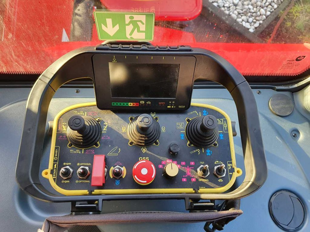 Teleskopiskais iekrāvējs Magni RTH 6.30 SH / Fällkran / nur 110h / 2022 Magni RTH 6.30 SH / Fällkran / nur 110h / 2022: foto 13