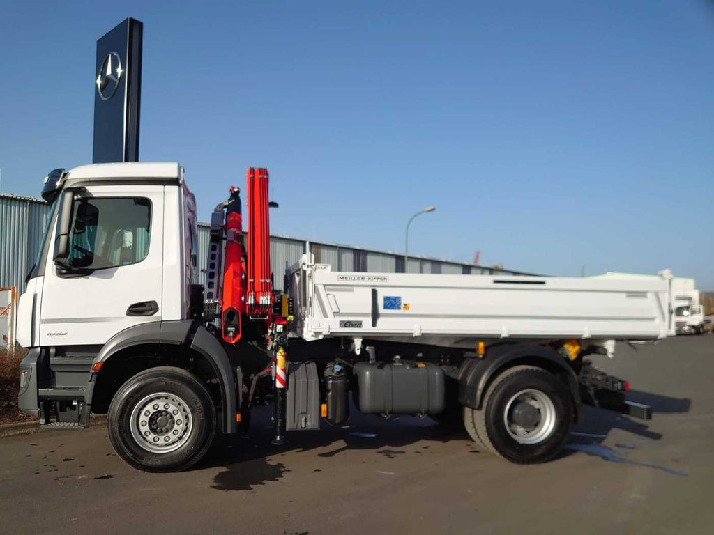 Mercedes-Benz Arocs 1832 KK 4x2 Kipper+Kran Fassi F120+Funk - Kravas automašīna pašizgāzējs, Kravas auto ar manipulatoru: foto 5 Mercedes-Benz Arocs 1832 KK 4x2 Kipper+Kran Fassi F120+Funk - Kravas automašīna pašizgāzējs, Kravas auto ar manipulatoru: foto 5