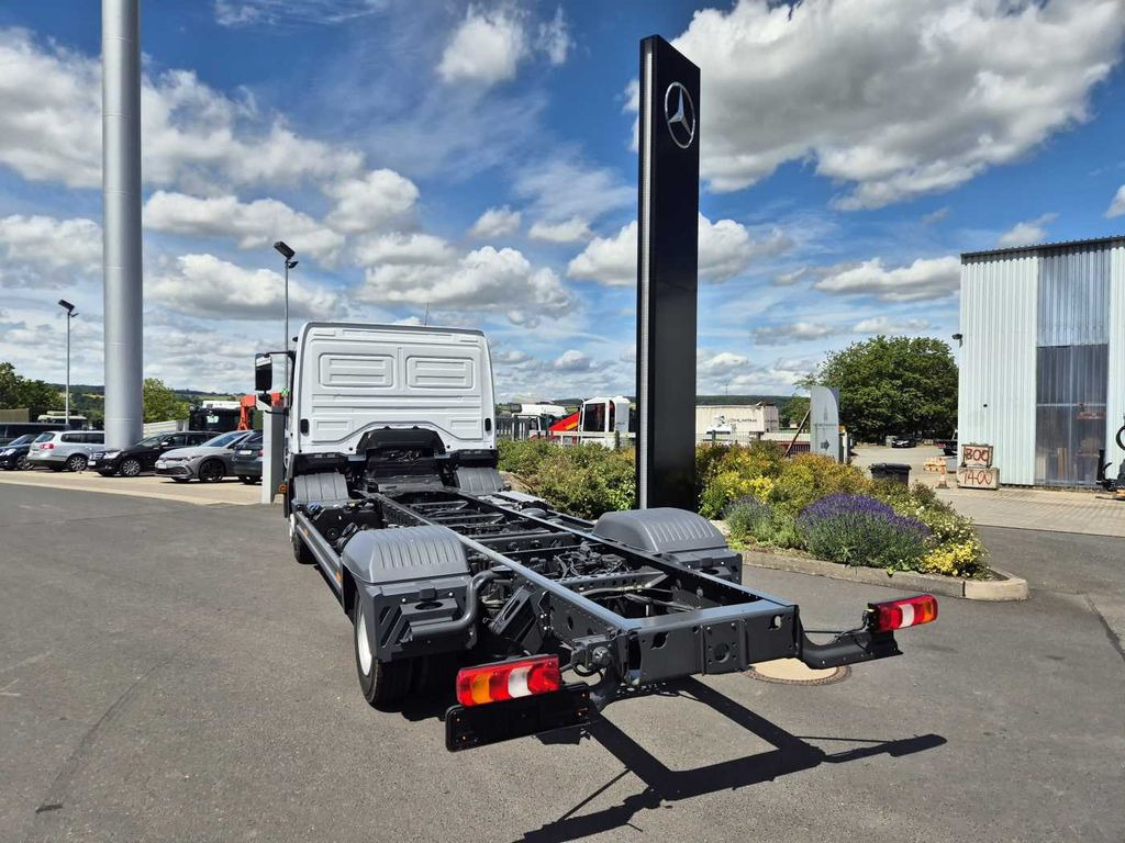 Mercedes-Benz Atego 818 L Fahrgestell, 6 Stück vorhanden - Šasija kravas automašīna: foto 5 Mercedes-Benz Atego 818 L Fahrgestell, 6 Stück vorhanden - Šasija kravas automašīna: foto 5