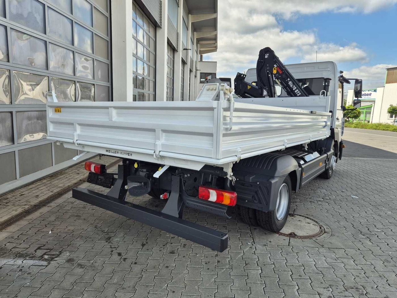 Komercauto pašizgāzējs Mercedes-Benz Atego 823 KK Kipper+Kran+Funk+Greifersteuerung: foto 8