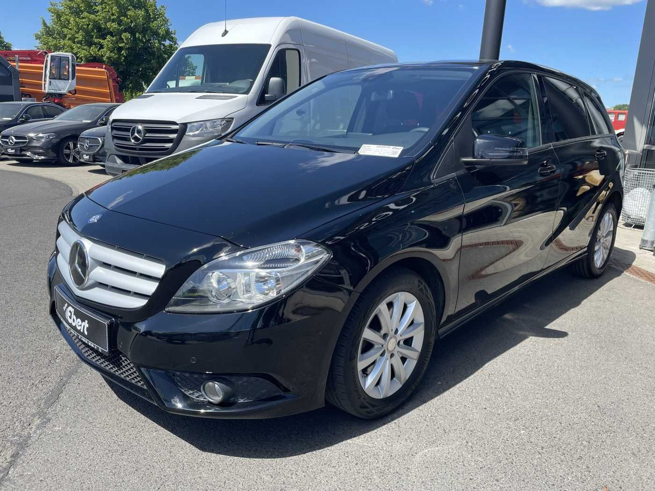 Mercedes-Benz B 200 CDI 7G-DCT Navi+PDC+Klima+SHZ - Vieglā automašīna: foto 2 Mercedes-Benz B 200 CDI 7G-DCT Navi+PDC+Klima+SHZ - Vieglā automašīna: foto 2