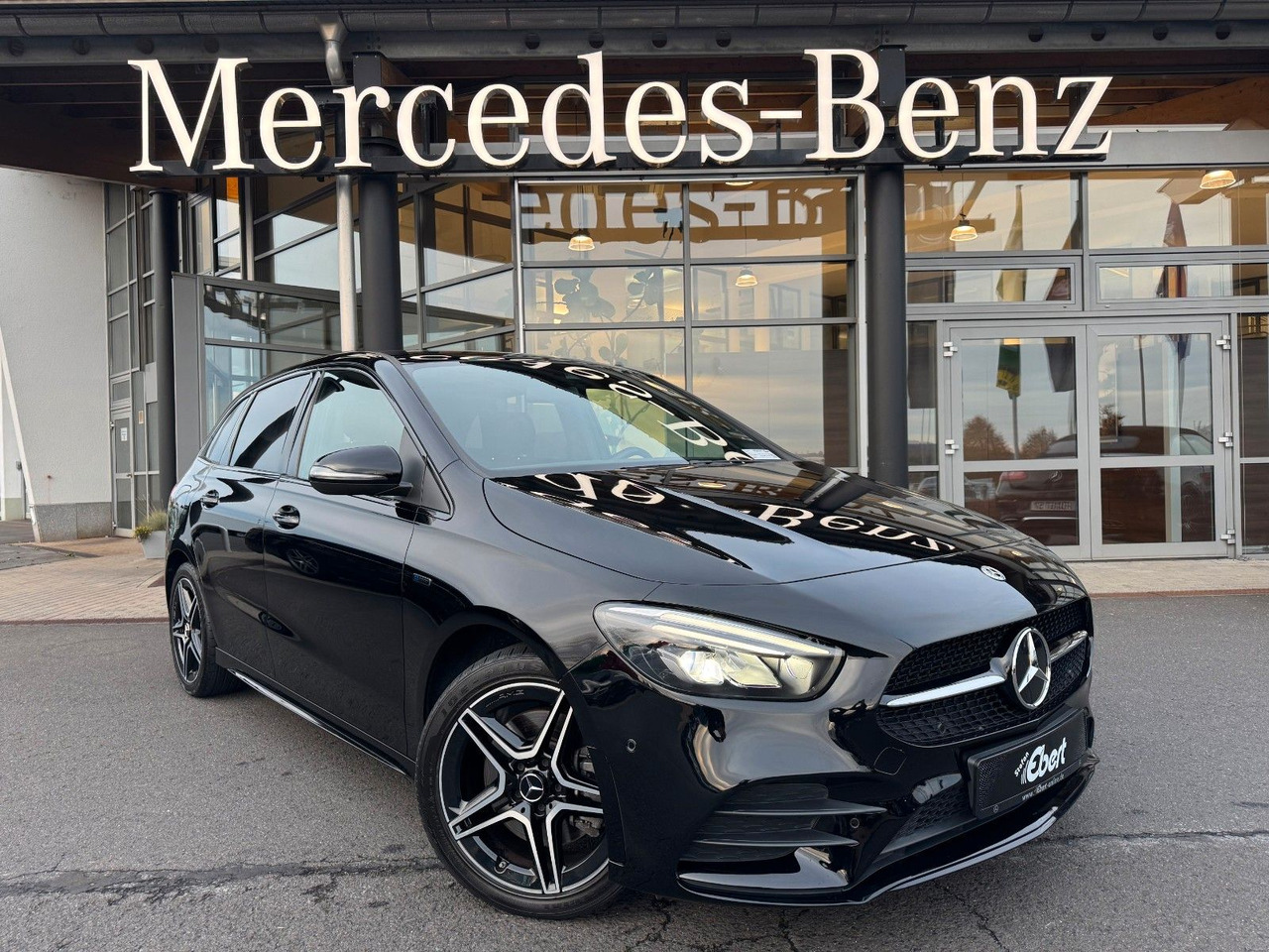 Mercedes-Benz B 250e Edition2020+AMG+Ambiente+Night+LED - Sedans: foto 1 Mercedes-Benz B 250e Edition2020+AMG+Ambiente+Night+LED - Sedans: foto 1