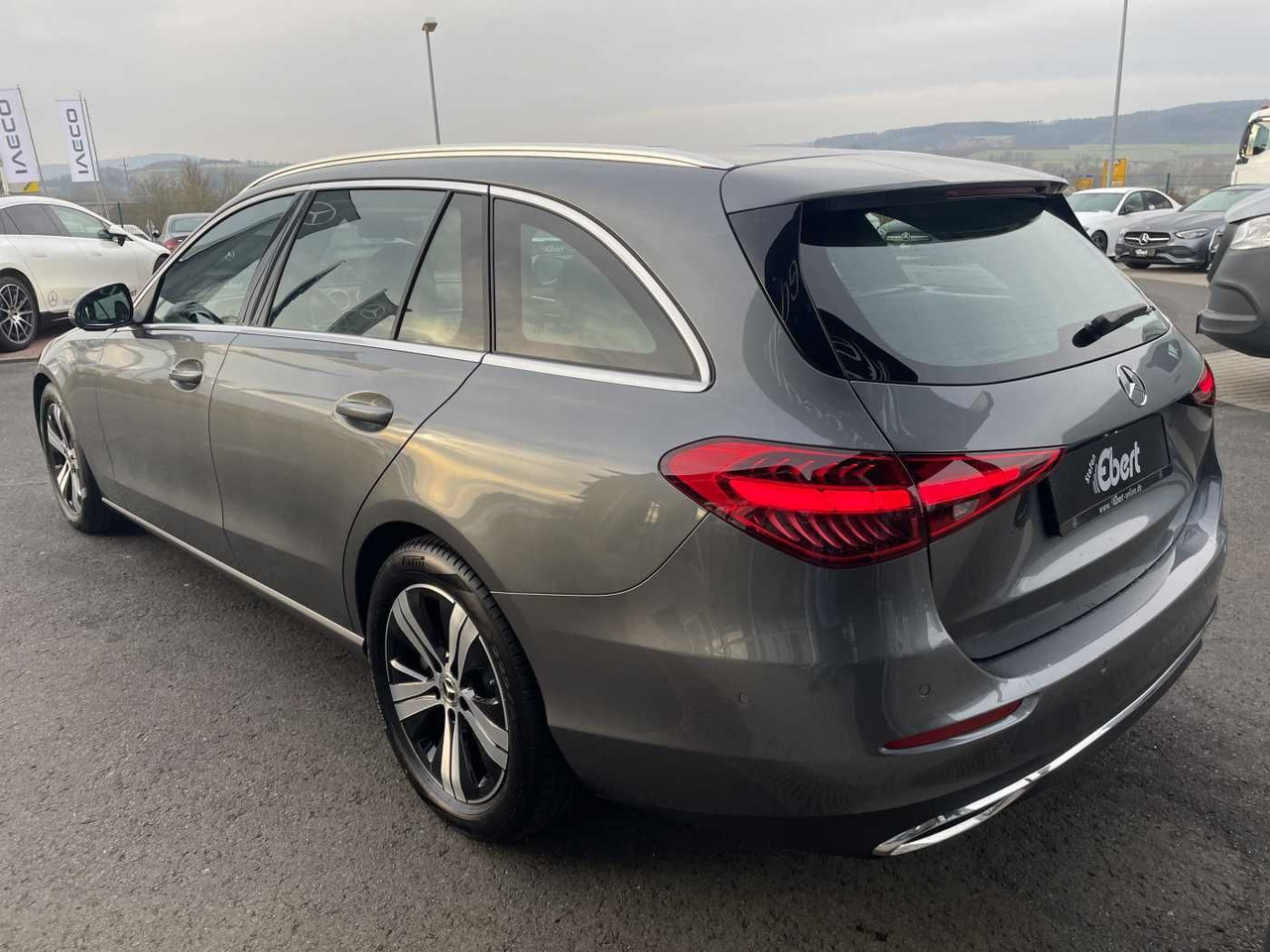 Mercedes-Benz C 180 T 9G AVANTGARDE+R-Kamera +PANO+SHZ+SPIEGEL - Vieglā automašīna: foto 3 Mercedes-Benz C 180 T 9G AVANTGARDE+R-Kamera +PANO+SHZ+SPIEGEL - Vieglā automašīna: foto 3