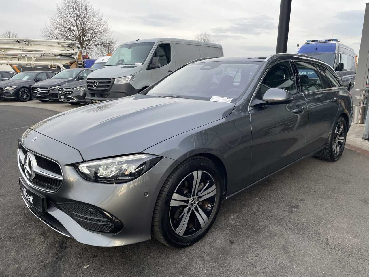 Mercedes-Benz C 180 T 9G AVANTGARDE+R-Kamera +PANO+SHZ+SPIEGEL - Vieglā automašīna: foto 2 Mercedes-Benz C 180 T 9G AVANTGARDE+R-Kamera +PANO+SHZ+SPIEGEL - Vieglā automašīna: foto 2