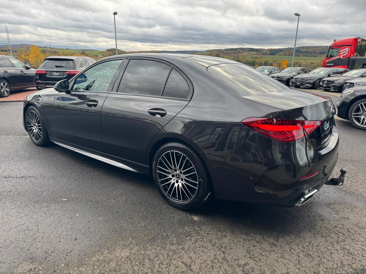Mercedes-Benz C 300d AMG+AHK+RFK+Ambiente+Night+SportfahrW - Sedans: foto 3 Mercedes-Benz C 300d AMG+AHK+RFK+Ambiente+Night+SportfahrW - Sedans: foto 3