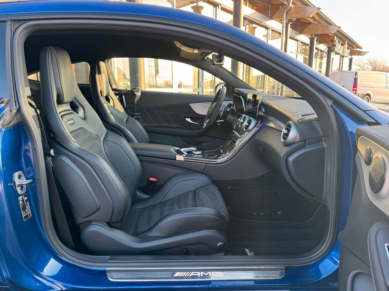 Mercedes-Benz C 63 AMG Coupe+AeroP+Distr+Sportsitze+360 - Kupeja: foto 5 Mercedes-Benz C 63 AMG Coupe+AeroP+Distr+Sportsitze+360 - Kupeja: foto 5