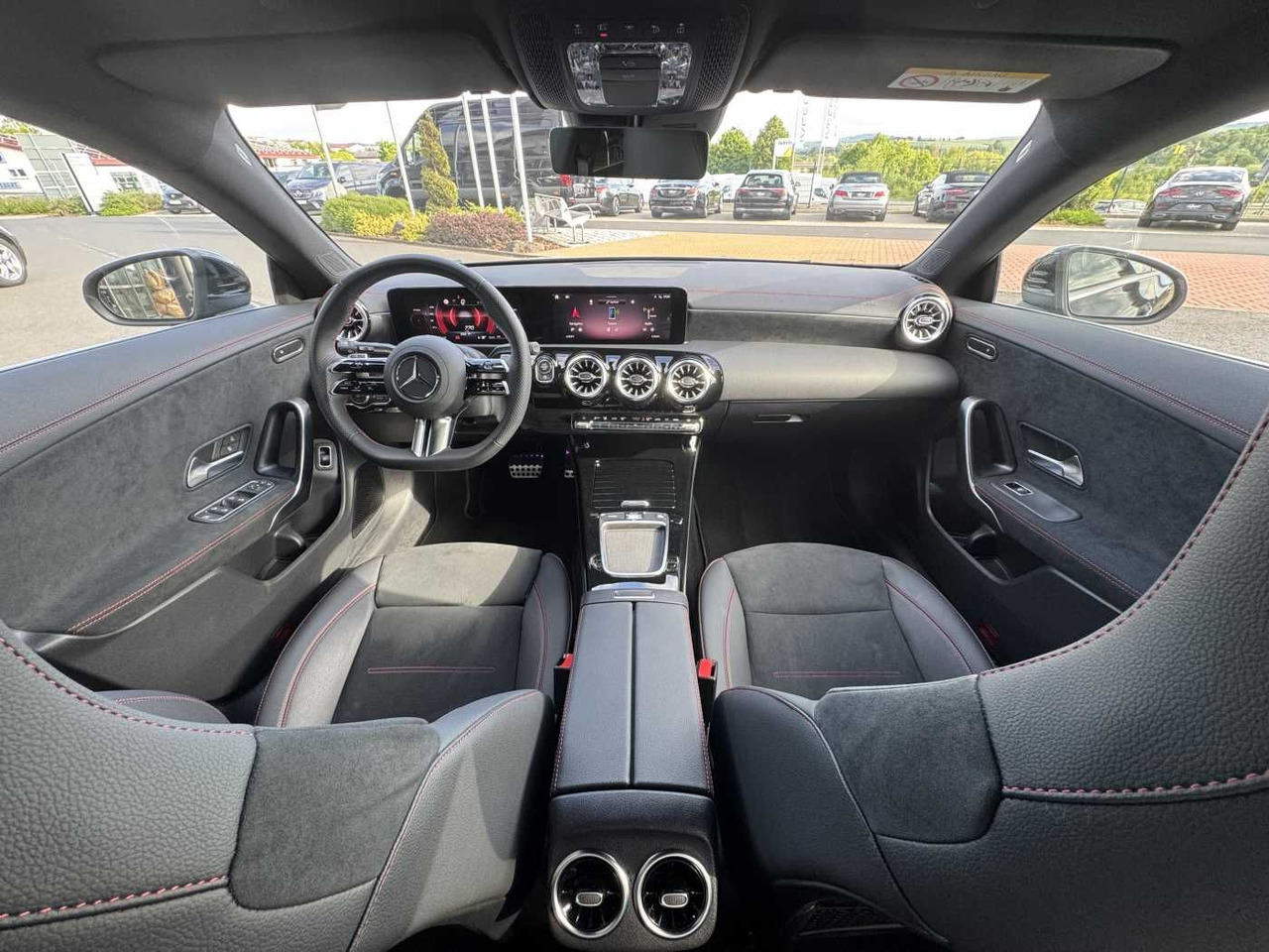 Vieglā automašīna Mercedes-Benz CLA 180 Shooting Brake+AMG+Distr+AHK+RFK+: foto 13