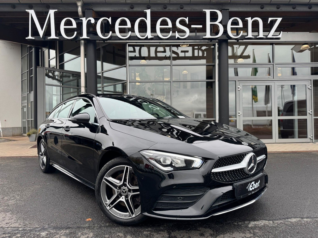 Mercedes-Benz CLA 250e Shooting Brake AMG+RFK+Ambiente+Augment - Universālis: foto 1 Mercedes-Benz CLA 250e Shooting Brake AMG+RFK+Ambiente+Augment - Universālis: foto 1