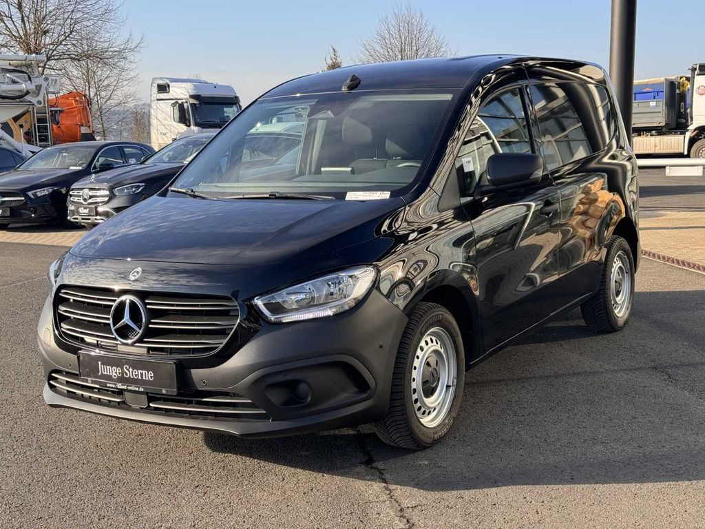 Mercedes-Benz Citan 110 CDI Klima MBUX Kamera 3 Sitze Mercedes-Benz Citan 110 CDI Klima MBUX Kamera 3 Sitze - Mazs furgons: foto 3 Mercedes-Benz Citan 110 CDI Klima MBUX Kamera 3 Sitze Mercedes-Benz Citan 110 CDI Klima MBUX Kamera 3 Sitze - Mazs furgons: foto 3
