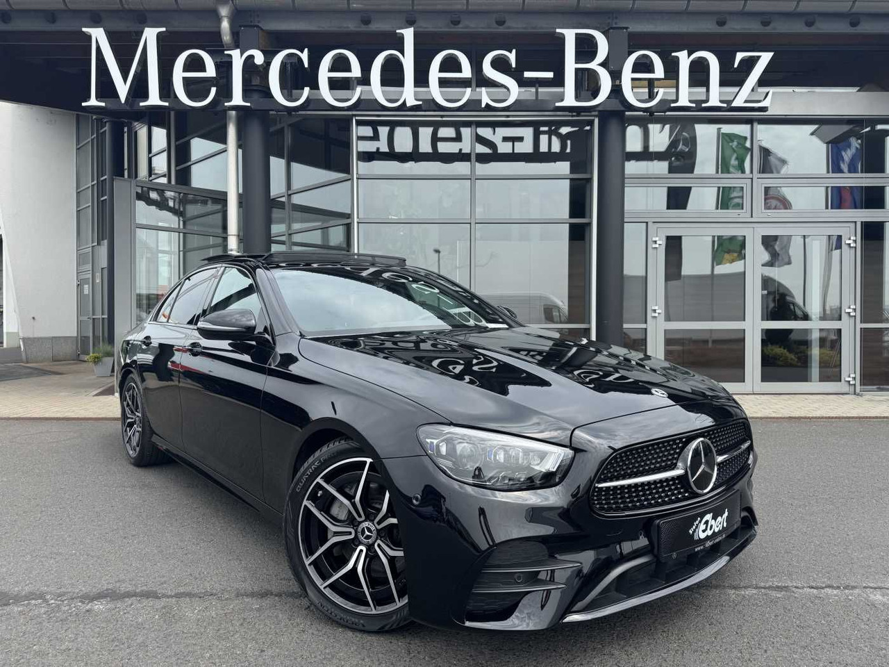 Mercedes-Benz E 220d AMG+Distr+Multibeam+Pano+ Ambiente+Night - Sedans: foto 1 Mercedes-Benz E 220d AMG+Distr+Multibeam+Pano+ Ambiente+Night - Sedans: foto 1