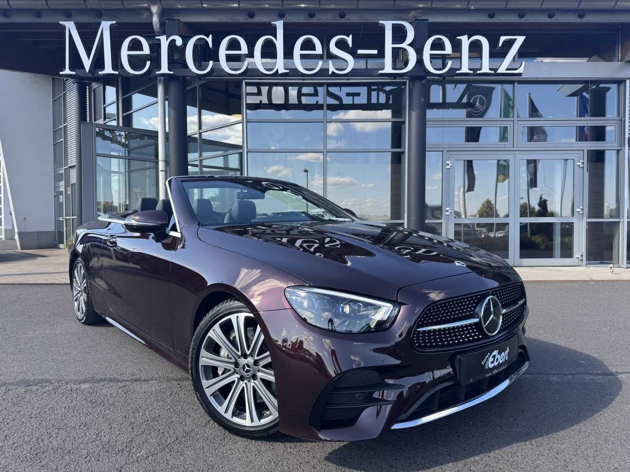Mercedes-Benz E 400d Cabrio VOLL+AMG+Massage+Distr+Burm - Vieglā automašīna: foto 1 Mercedes-Benz E 400d Cabrio VOLL+AMG+Massage+Distr+Burm - Vieglā automašīna: foto 1