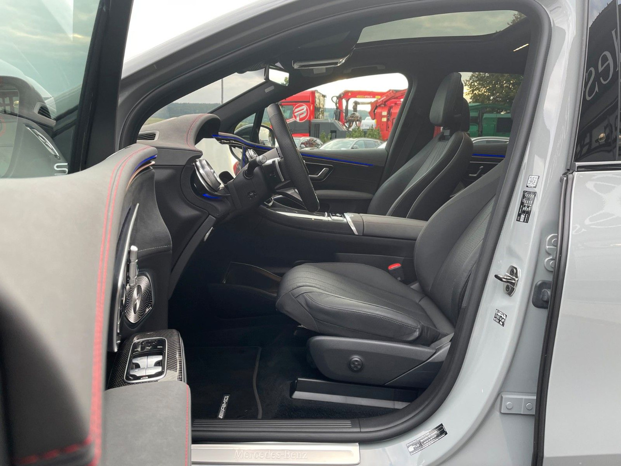 SUV Mercedes-Benz EQS SUV 580 AMG DigL+AIR+HUD+Hyper+Burm+Pano: foto 13