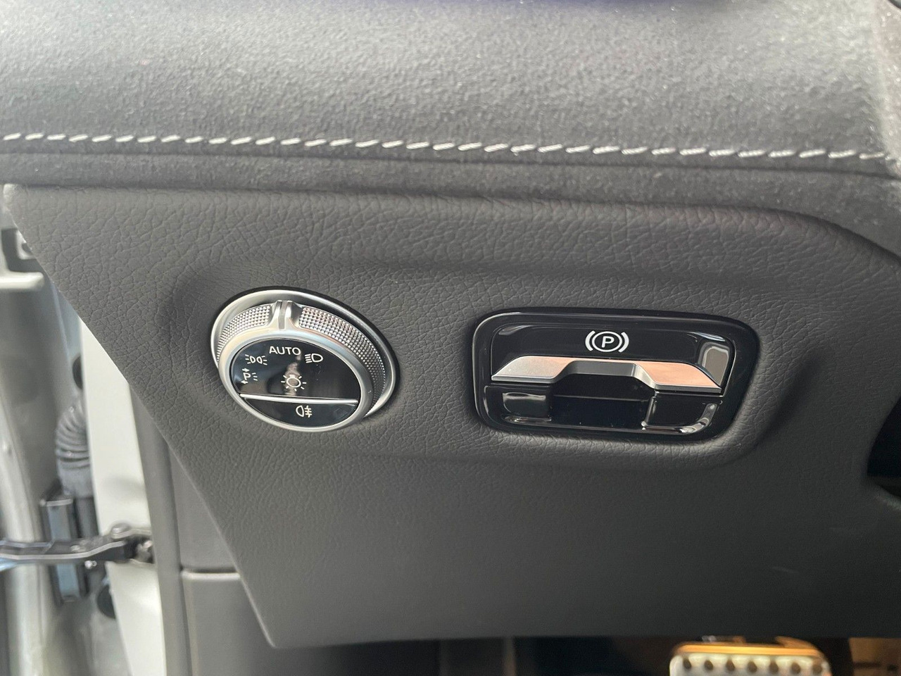 SUV Mercedes-Benz EQS SUV 580 AMG DigL+AIR+HUD+Hyper+Burm+Pano: foto 15
