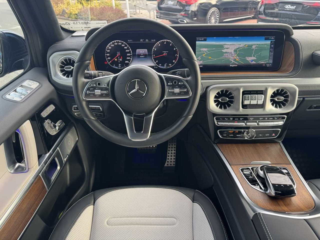 Jaunā SUV Mercedes-Benz G 500 PROFESSIONAL+DACH+BURM3D+AHK +StHz+360°+Sp: foto 11 Jaunā SUV Mercedes-Benz G 500 PROFESSIONAL+DACH+BURM3D+AHK +StHz+360°+Sp: foto 11