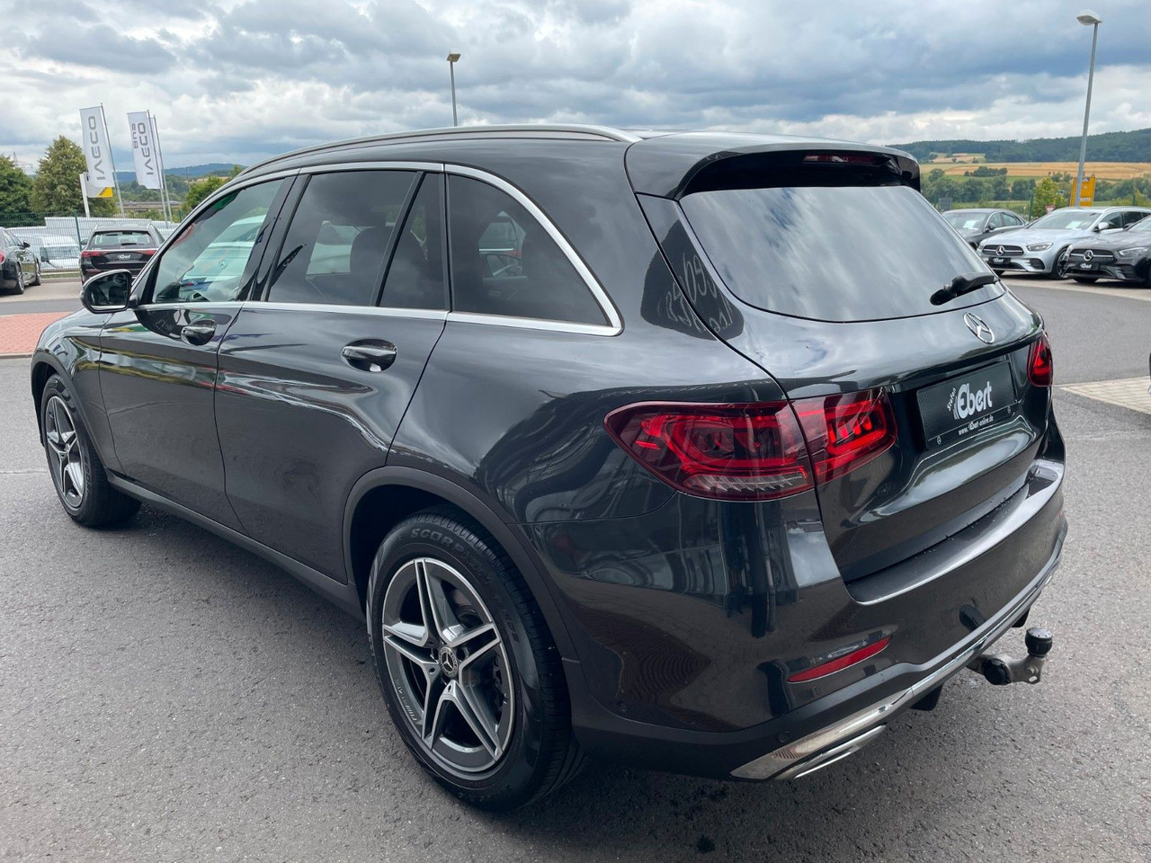 Mercedes-Benz GLC 220d 4M AMG+AHK+RKamera+Keyless - SUV: foto 4 Mercedes-Benz GLC 220d 4M AMG+AHK+RKamera+Keyless - SUV: foto 4