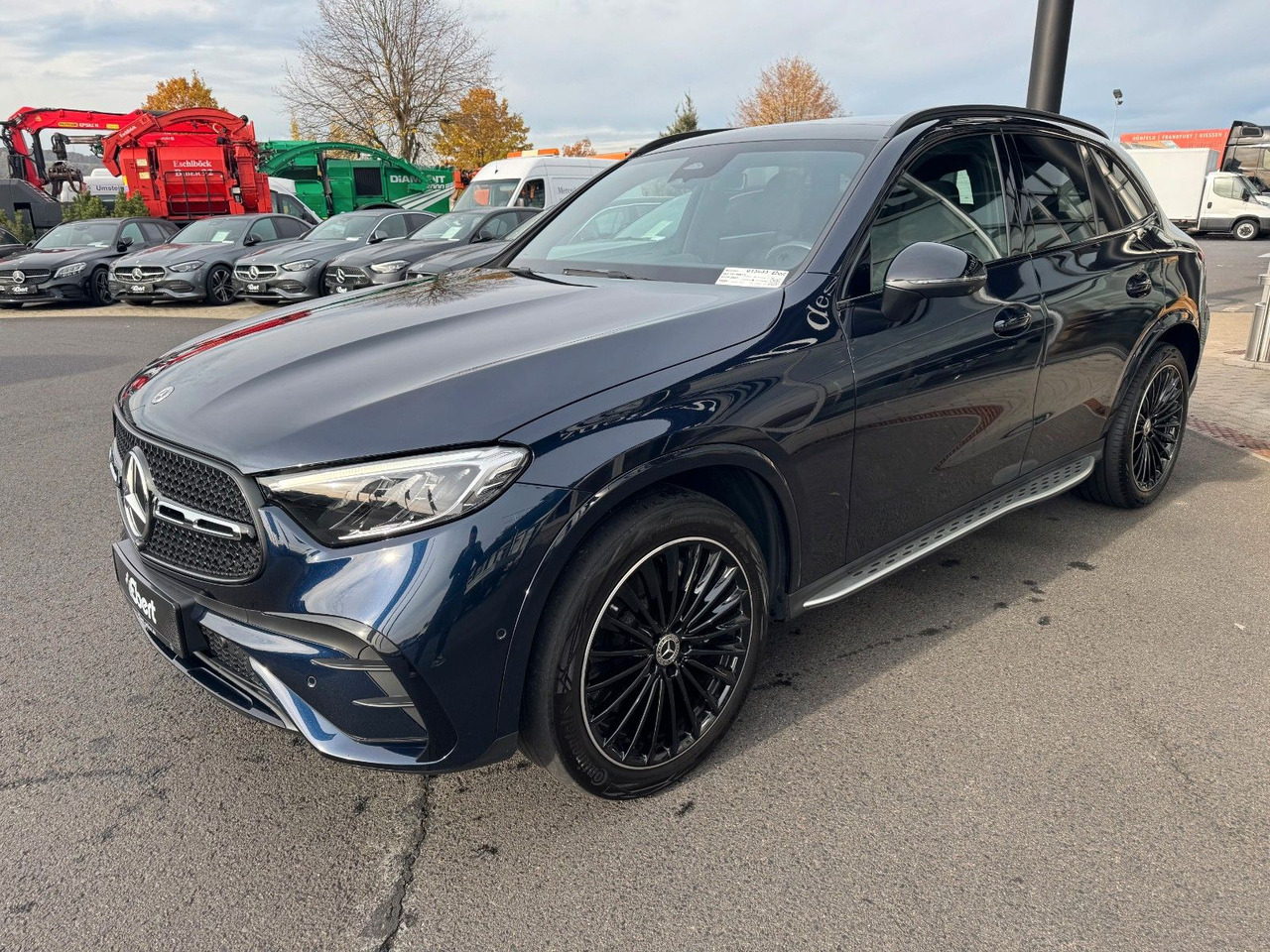 Mercedes-Benz GLC 300 4M+AMG+Pano+Burm+360+Memory - SUV: foto 2 Mercedes-Benz GLC 300 4M+AMG+Pano+Burm+360+Memory - SUV: foto 2