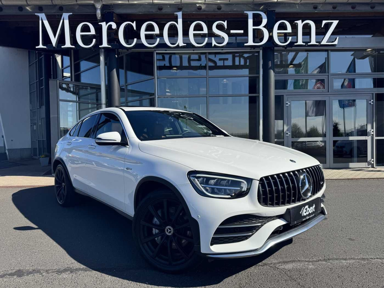 Mercedes-Benz GLC 43 AMG Coupe AirM+Memory+RFK+ SPUR+TOTW+ESD - Vieglā automašīna: foto 4 Mercedes-Benz GLC 43 AMG Coupe AirM+Memory+RFK+ SPUR+TOTW+ESD - Vieglā automašīna: foto 4