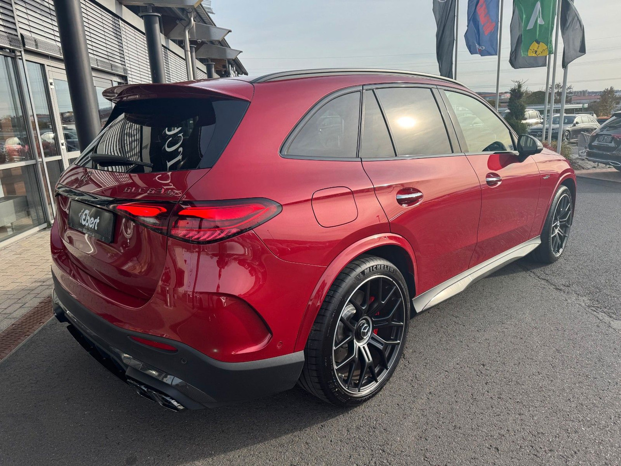 Mercedes-Benz GLC 63 AMG E Carbon+Burm3D+DriversP+Memory - SUV: foto 4 Mercedes-Benz GLC 63 AMG E Carbon+Burm3D+DriversP+Memory - SUV: foto 4