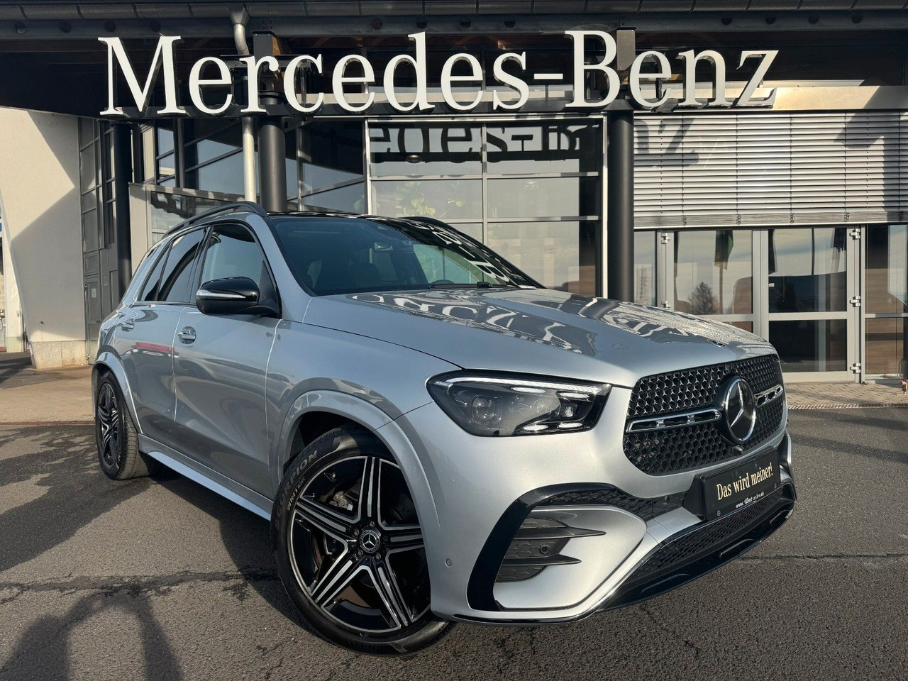 Mercedes-Benz GLE 300 d AMG AHK+360°+HUD+Pano+MBeam+Burm+Air - SUV: foto 1 Mercedes-Benz GLE 300 d AMG AHK+360°+HUD+Pano+MBeam+Burm+Air - SUV: foto 1
