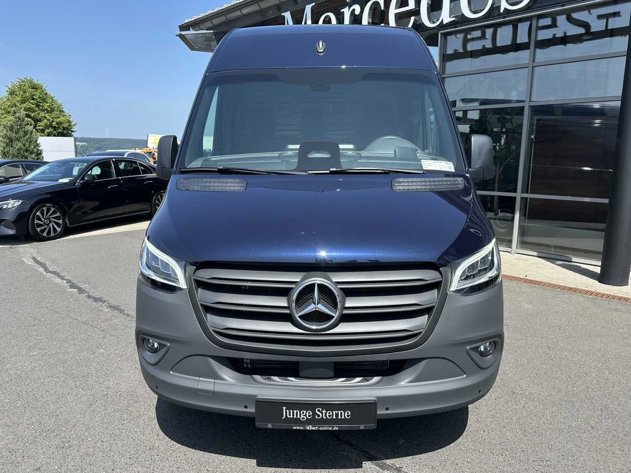 Mercedes-Benz Sprinter 317 CDI 3665 9G Klima Kamera MBUX LED - Kravas mikroautobuss: foto 2 Mercedes-Benz Sprinter 317 CDI 3665 9G Klima Kamera MBUX LED - Kravas mikroautobuss: foto 2