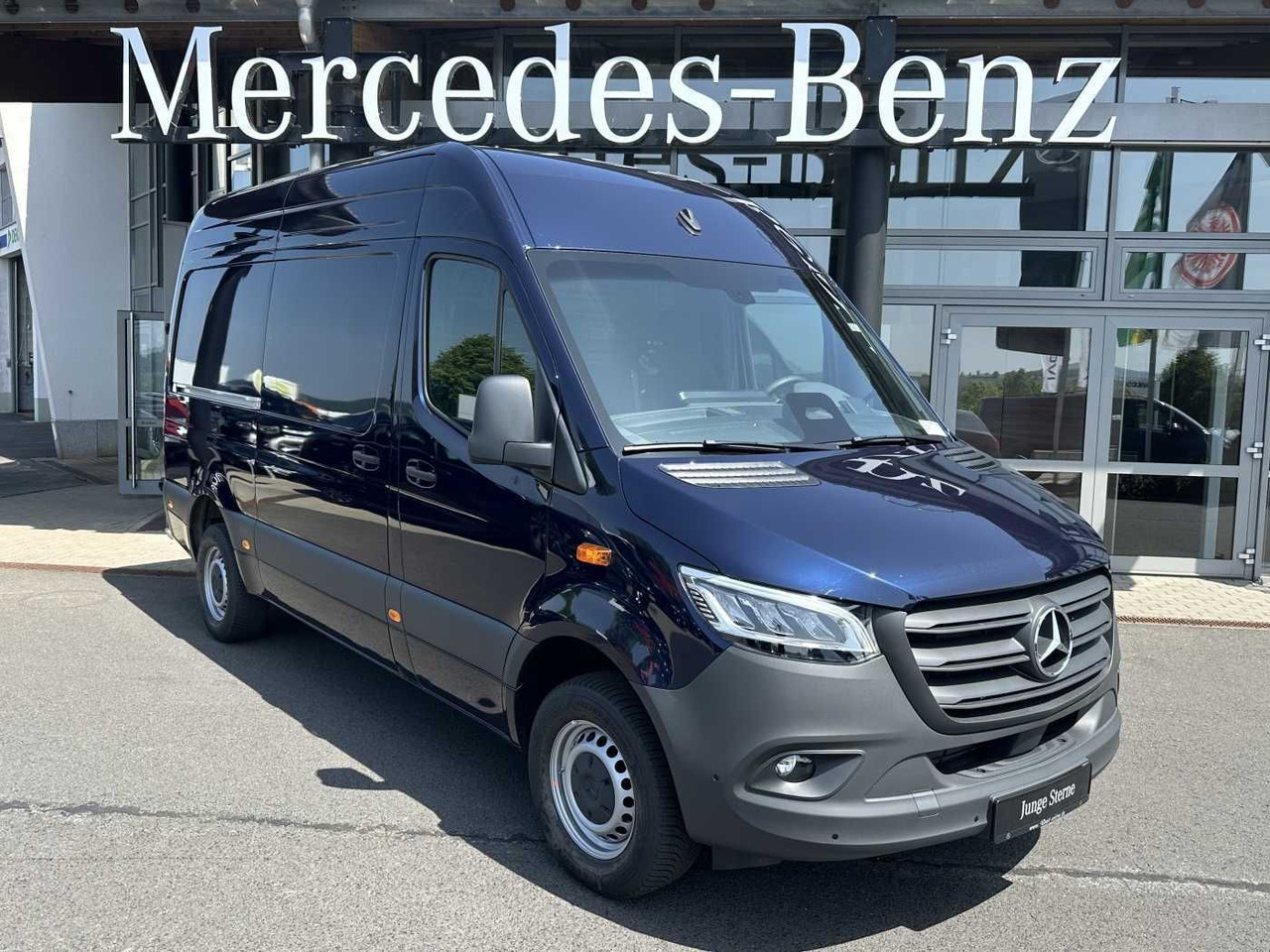 Mercedes-Benz Sprinter 317 CDI 3665 9G Klima Kamera MBUX LED - Kravas mikroautobuss: foto 1 Mercedes-Benz Sprinter 317 CDI 3665 9G Klima Kamera MBUX LED - Kravas mikroautobuss: foto 1