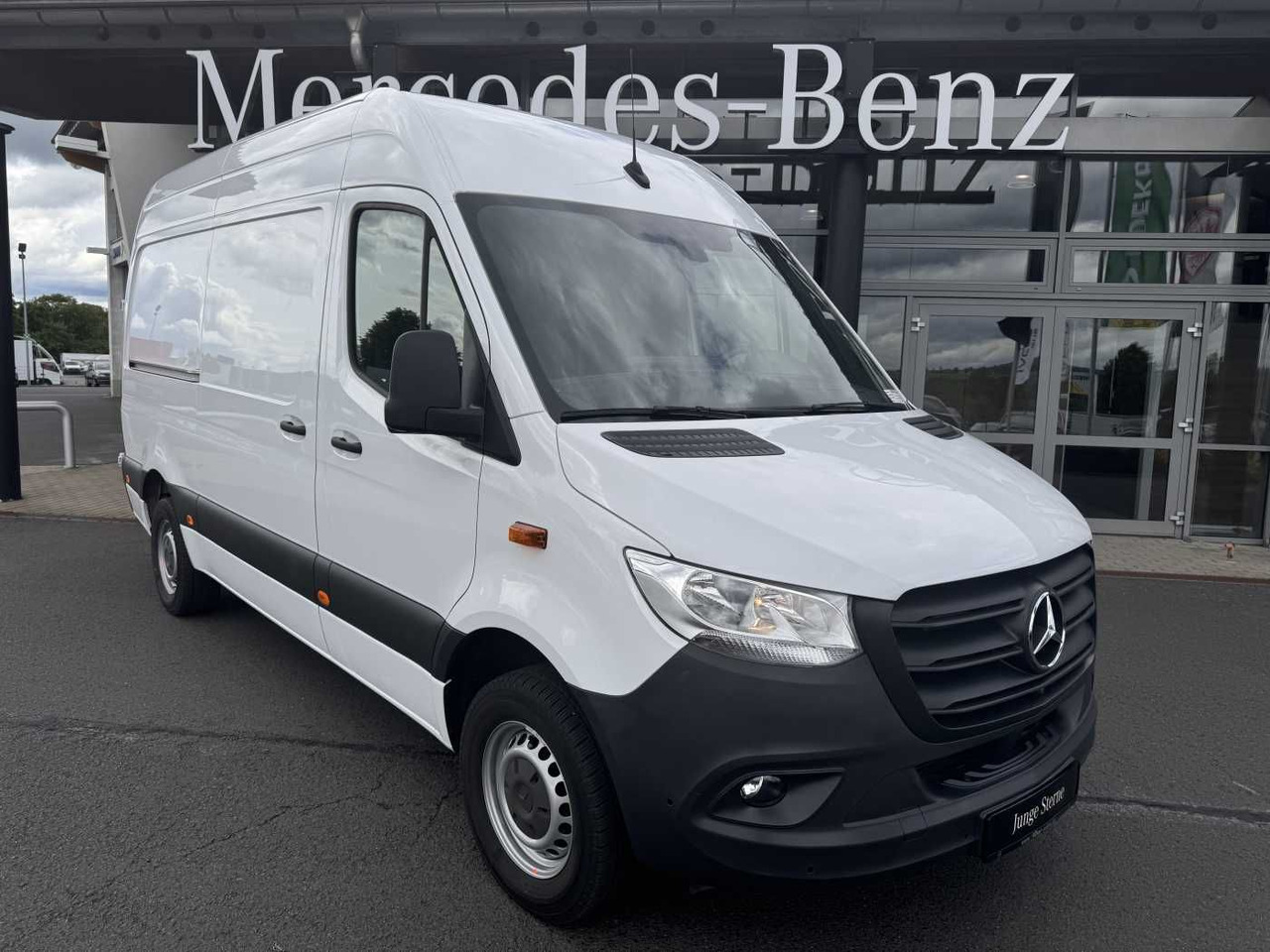 Mercedes-Benz Sprinter 317 CDI 3665 Klima 360 Schwing MBUX SHZ - Kravas mikroautobuss: foto 1 Mercedes-Benz Sprinter 317 CDI 3665 Klima 360 Schwing MBUX SHZ - Kravas mikroautobuss: foto 1